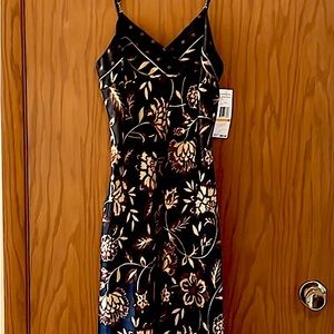 Beautiful JNY Intimates gown.  “Renaissance Tapestry Black”. NWT. Size S. 48” L.